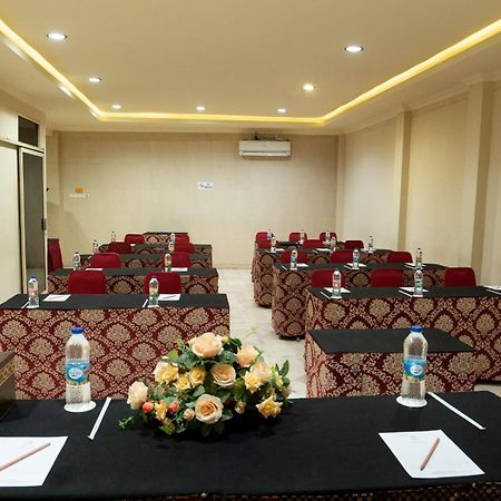 Hotel Indah Palace Jogyakarta Zewnętrze zdjęcie