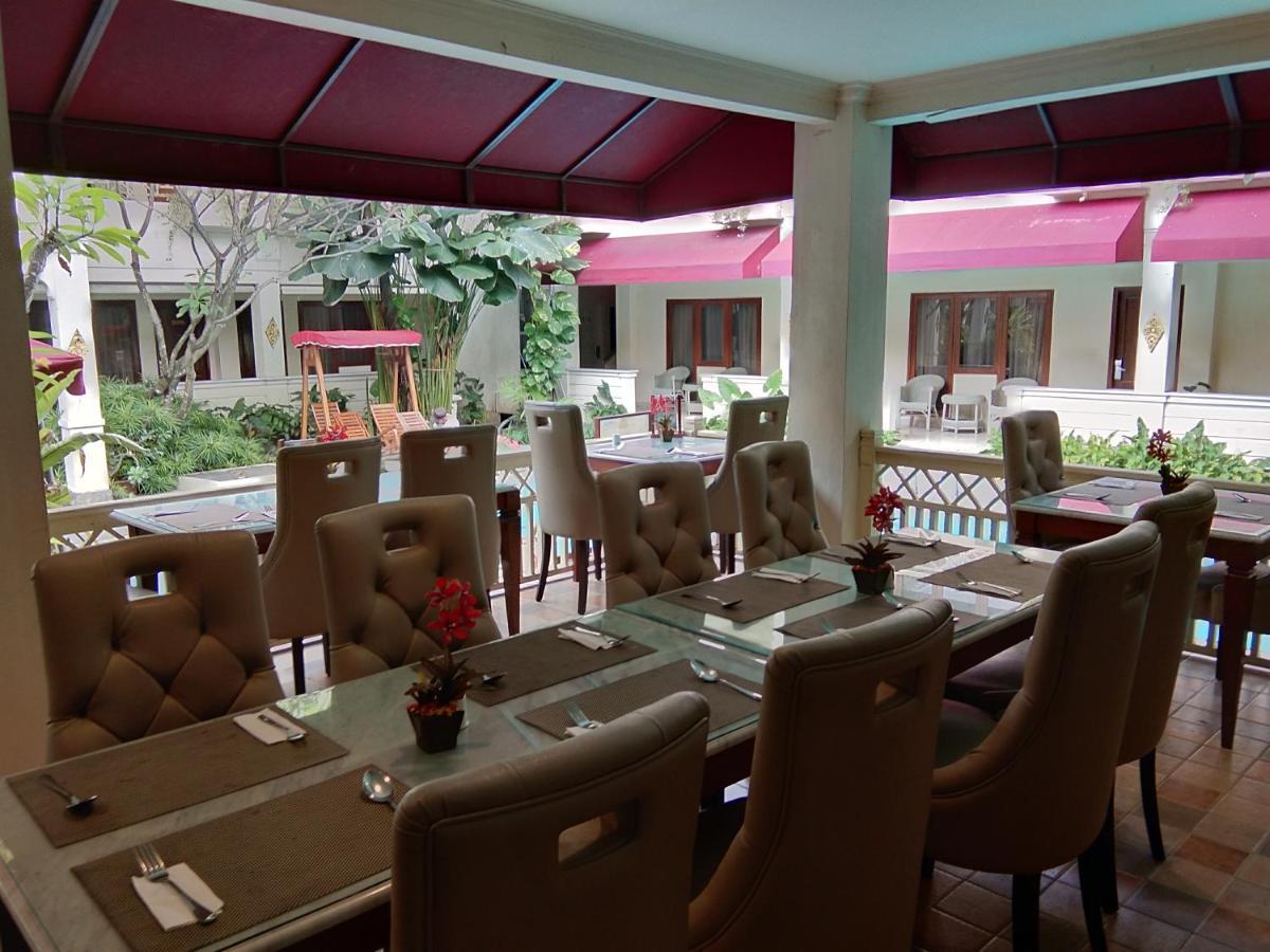 Hotel Indah Palace Jogyakarta Zewnętrze zdjęcie