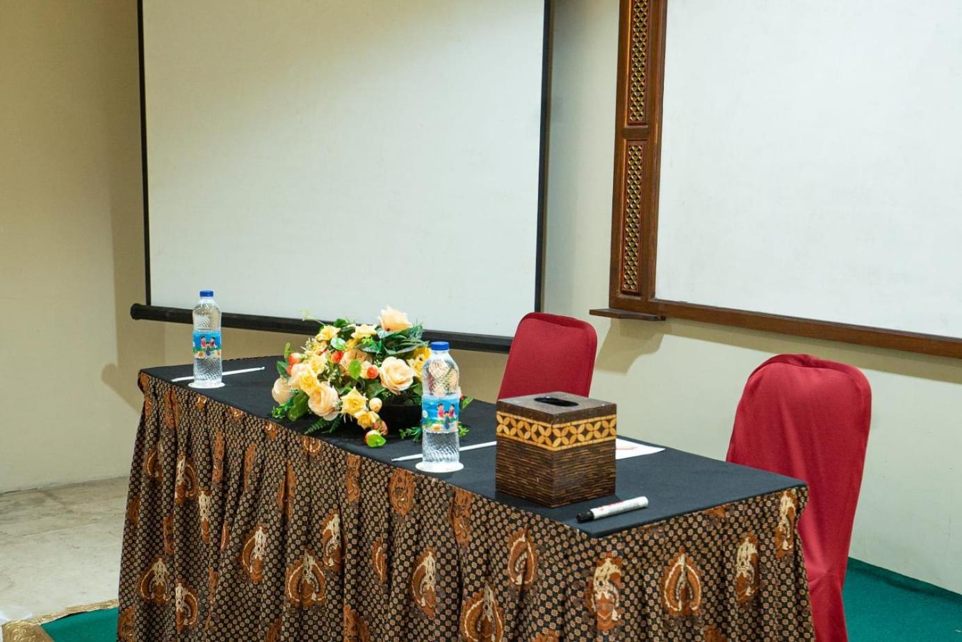 Hotel Indah Palace Jogyakarta Zewnętrze zdjęcie
