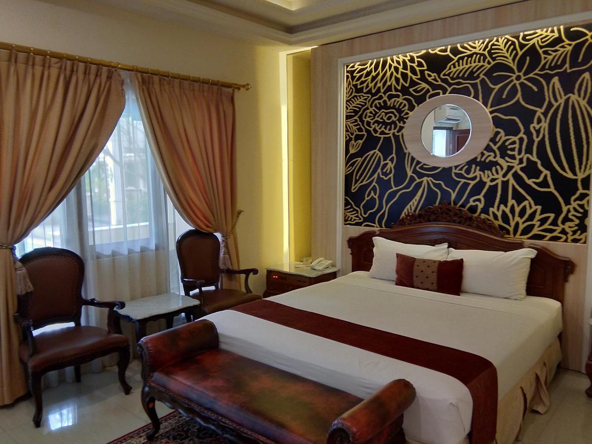 Hotel Indah Palace Jogyakarta Zewnętrze zdjęcie