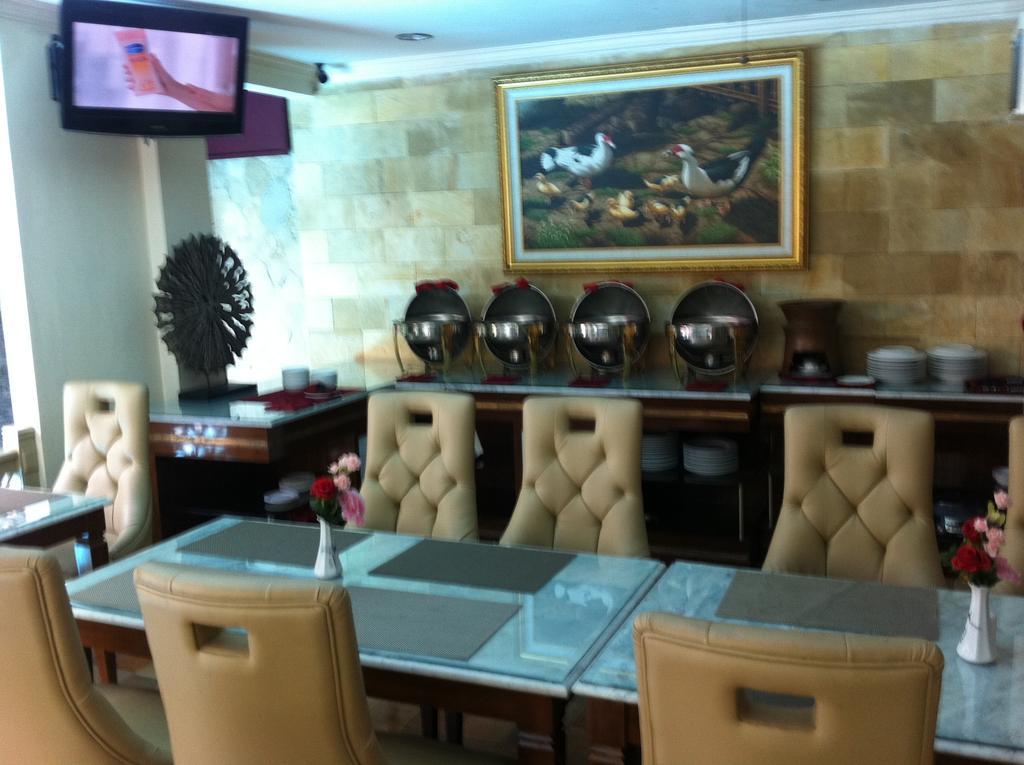 Hotel Indah Palace Jogyakarta Zewnętrze zdjęcie