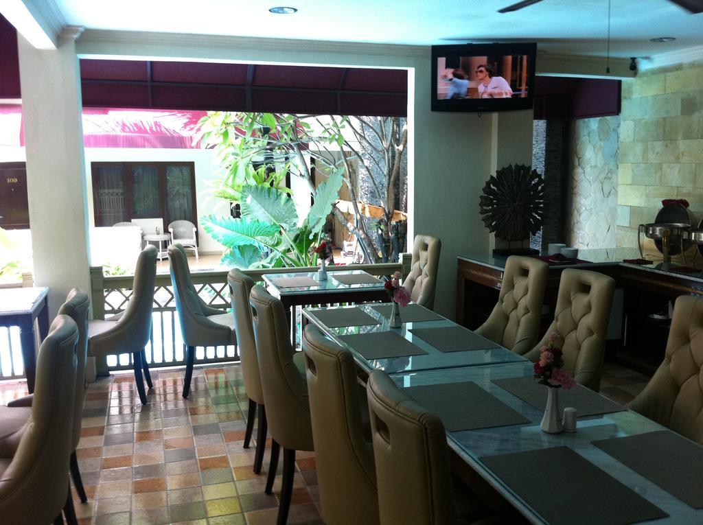 Hotel Indah Palace Jogyakarta Zewnętrze zdjęcie