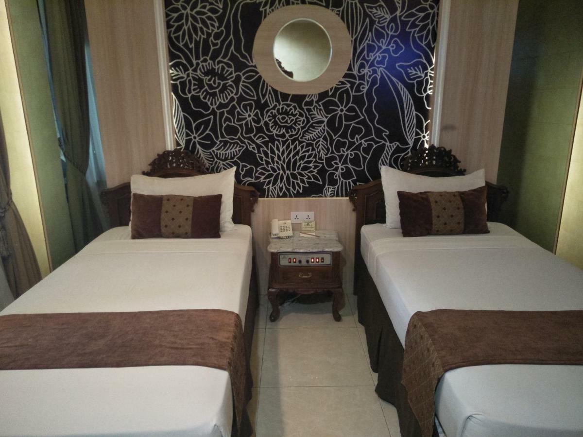 Hotel Indah Palace Jogyakarta Zewnętrze zdjęcie