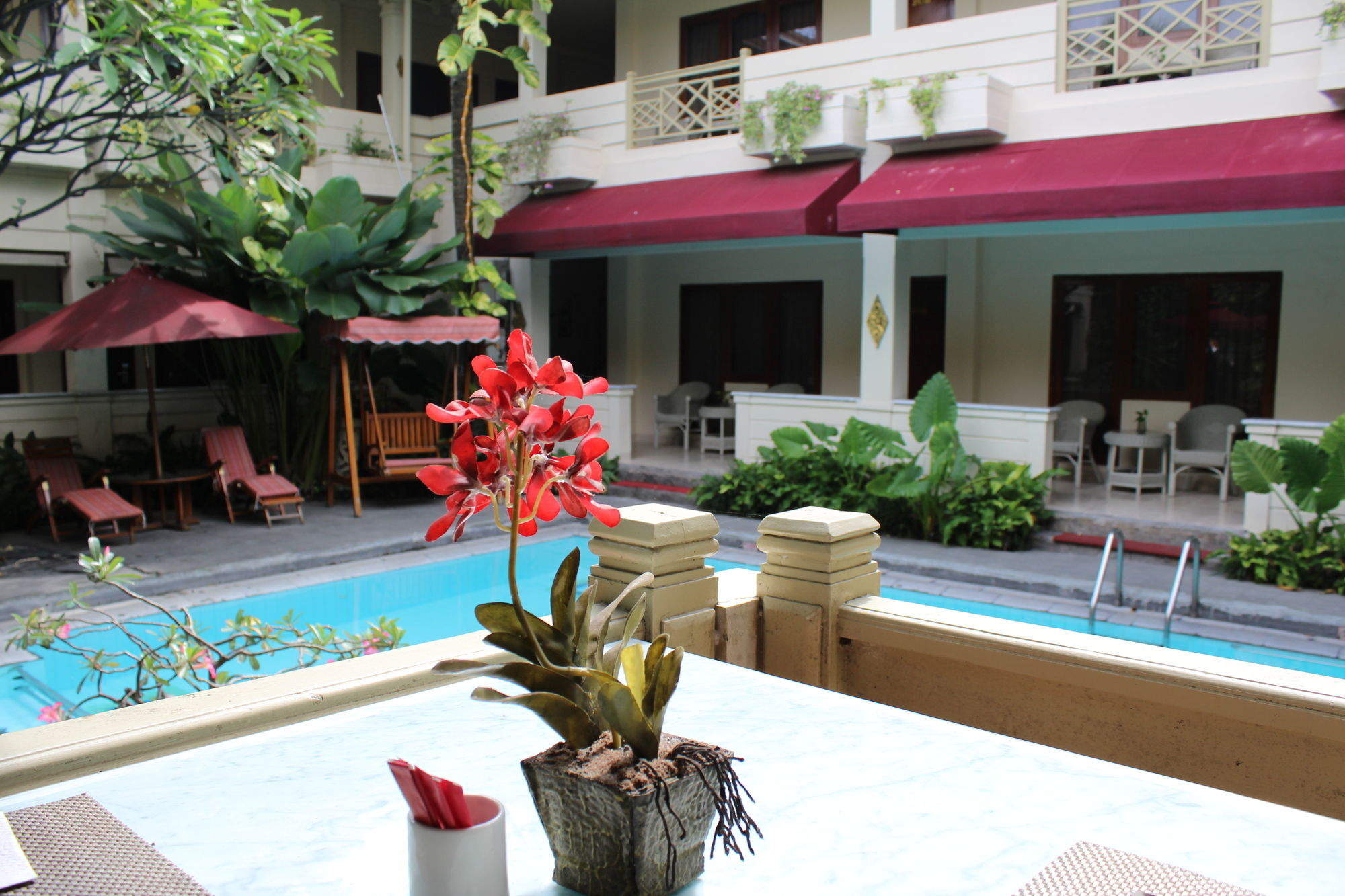 Hotel Indah Palace Jogyakarta Zewnętrze zdjęcie